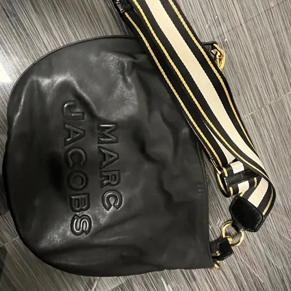 Marc Jacobs Women's Flash Hobo - Picture 2 of 7